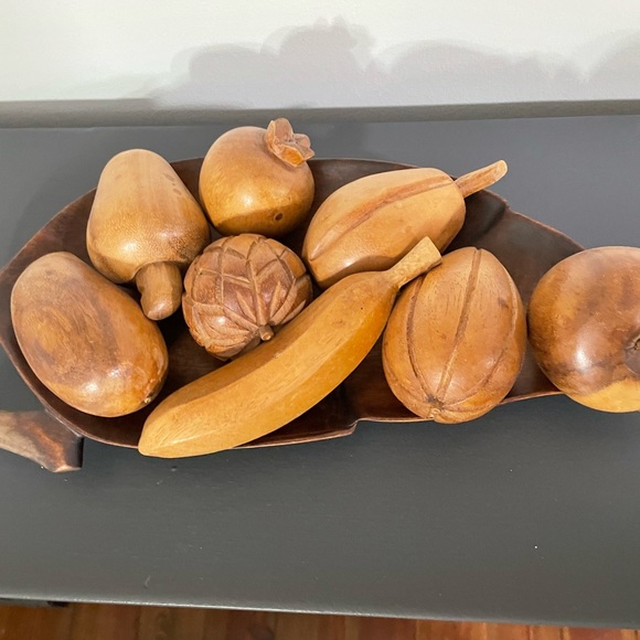 Vintage MCM Monkey Pod Wood Leaf Bowl and wooden fruit.Excellent retro - Picture 4 of 16